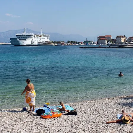 With A Parking Space Supetar, Brac - 18654 Апартаменты *